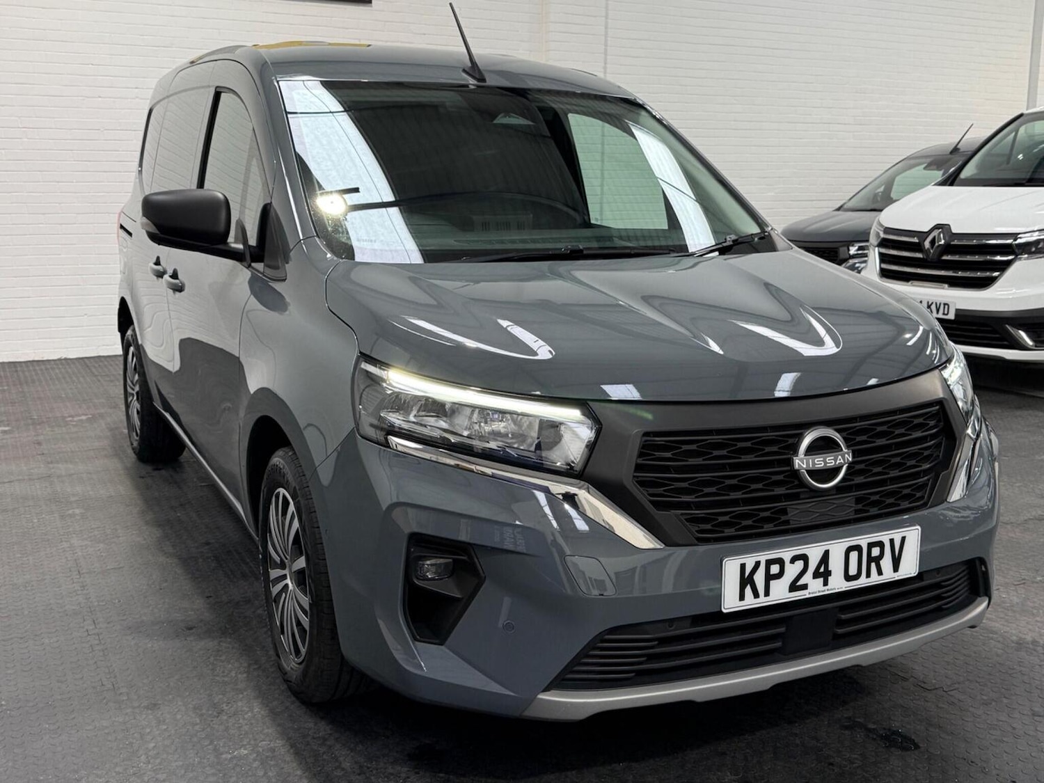 Used Nissan Other 2024 for sale - 78102335: Photo 5