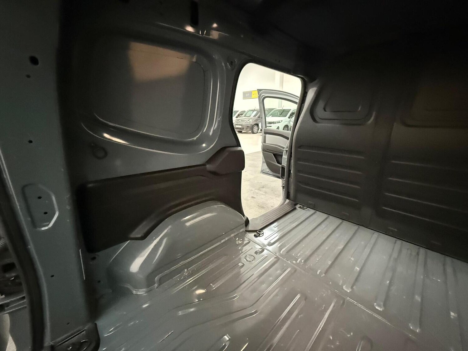 Used Nissan Other 2024 for sale - 78102335: Photo 53