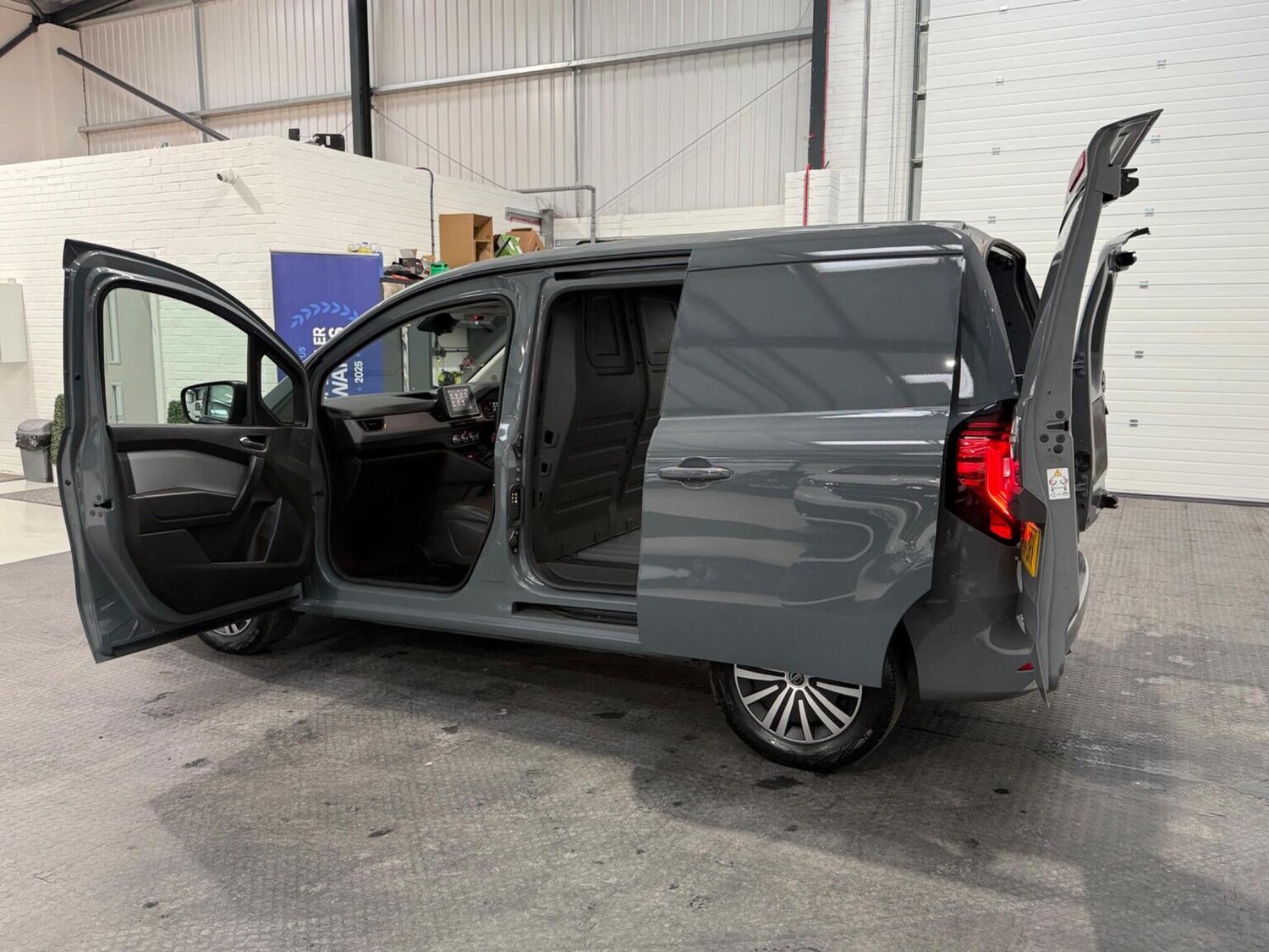 Used Nissan Other 2024 for sale - 78102335: Photo 59