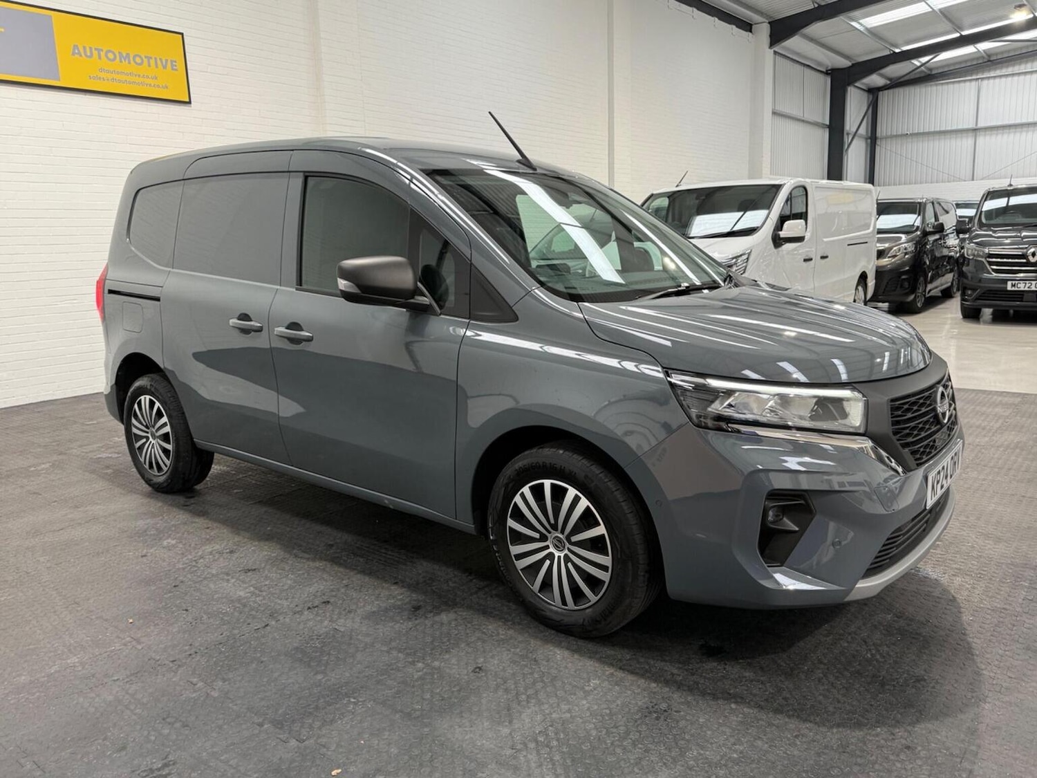 Used Nissan Other 2024 for sale - 78102335: Photo 6