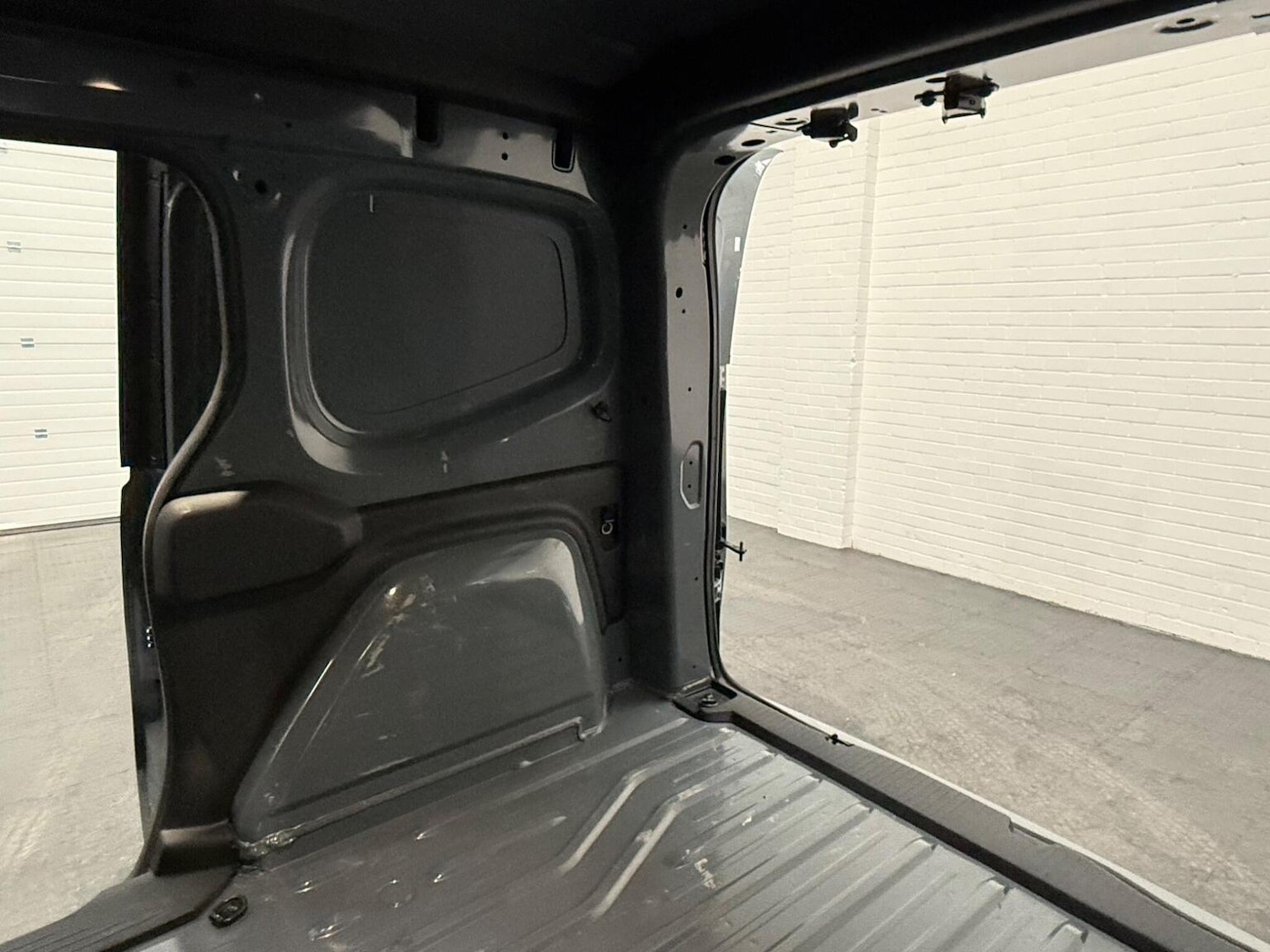 Used Nissan Other 2024 for sale - 78102335: Photo 64