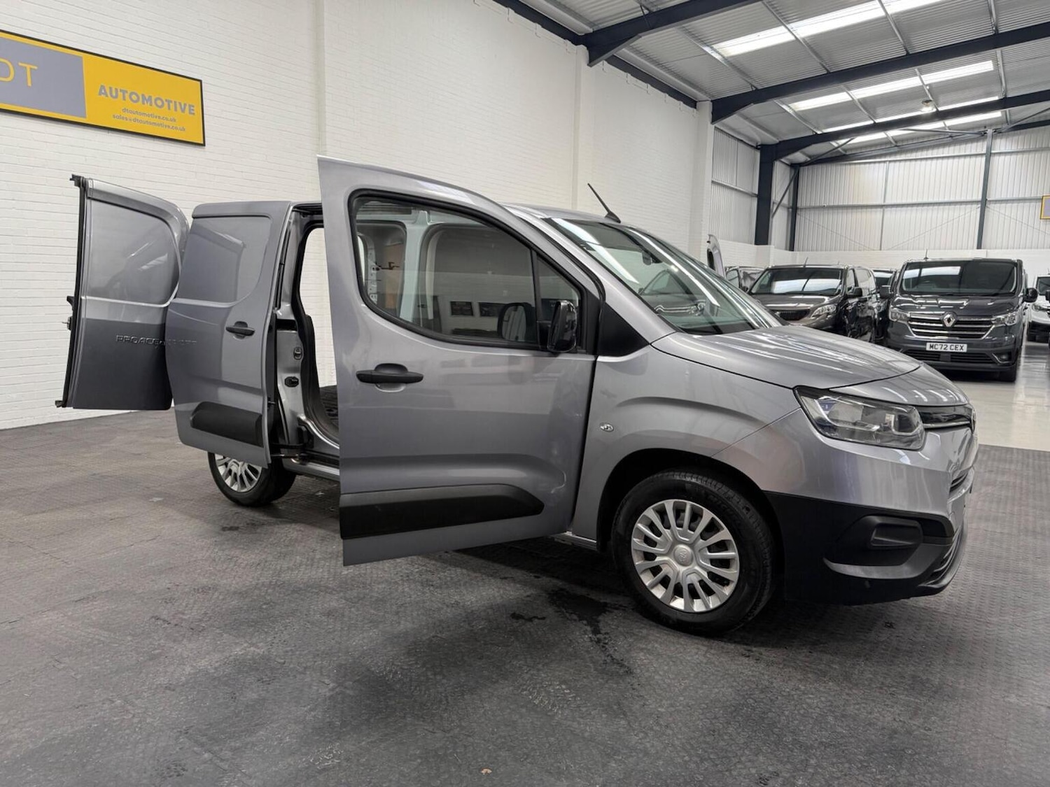 Used Toyota ProAce 2022 for sale - 78102338: Photo 34