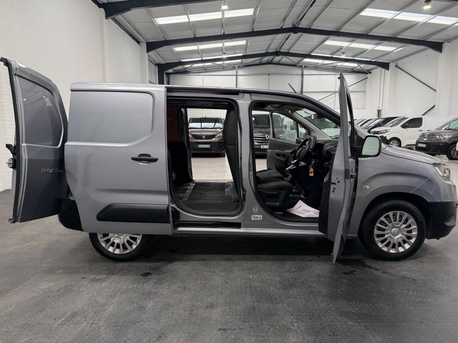 Used Toyota ProAce 2022 for sale - 78102338: Photo 38