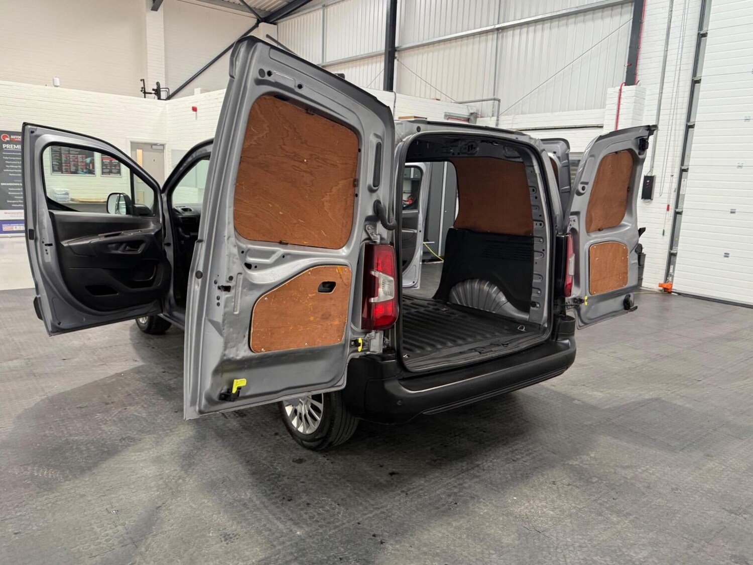 Used Toyota ProAce 2022 for sale - 78102338: Photo 75