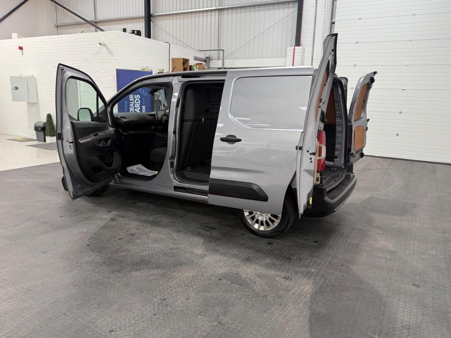 Used Toyota ProAce 2022 for sale - 78102338: Photo 77