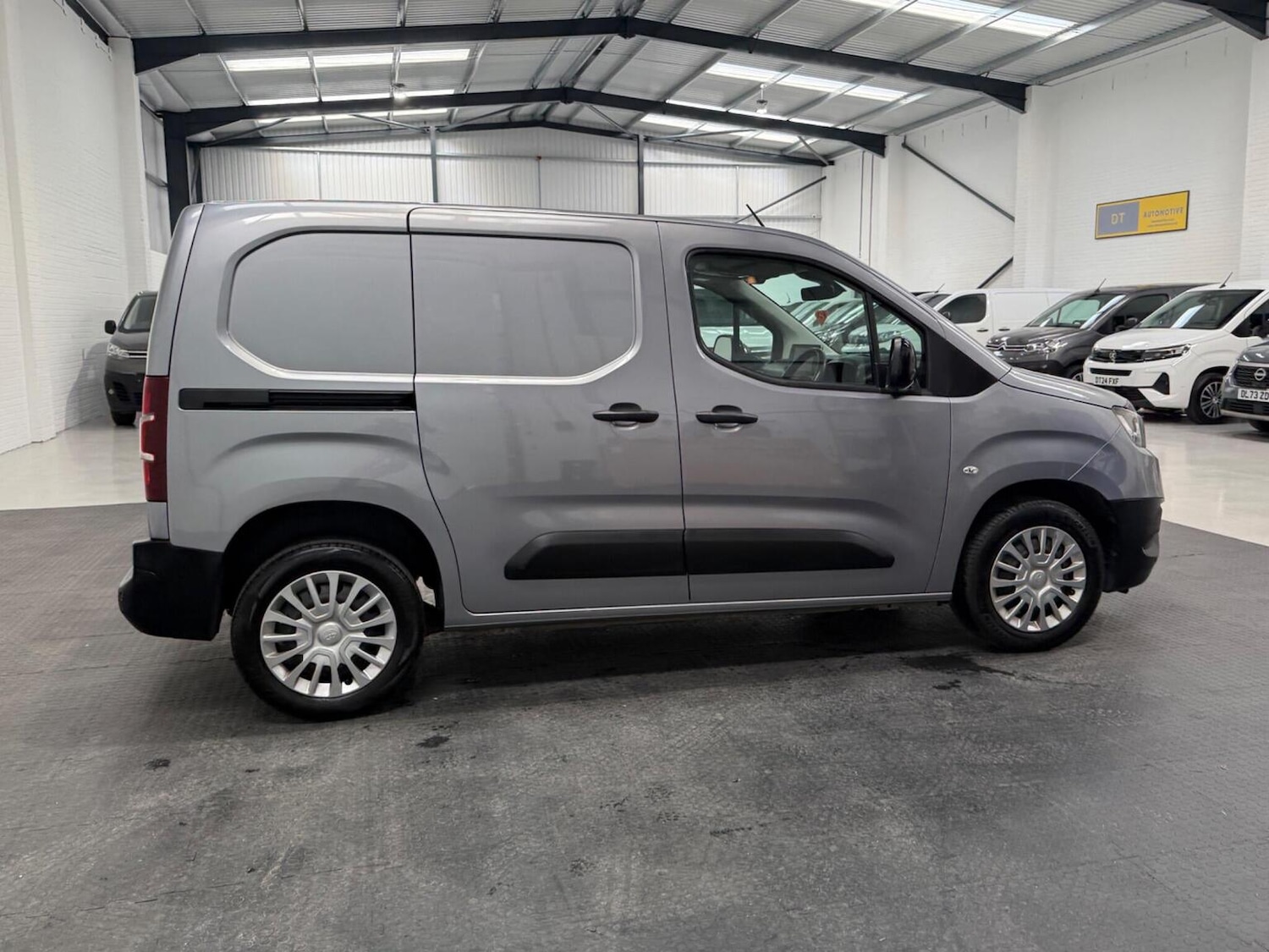 Used Toyota ProAce 2022 for sale - 78102338: Photo 8