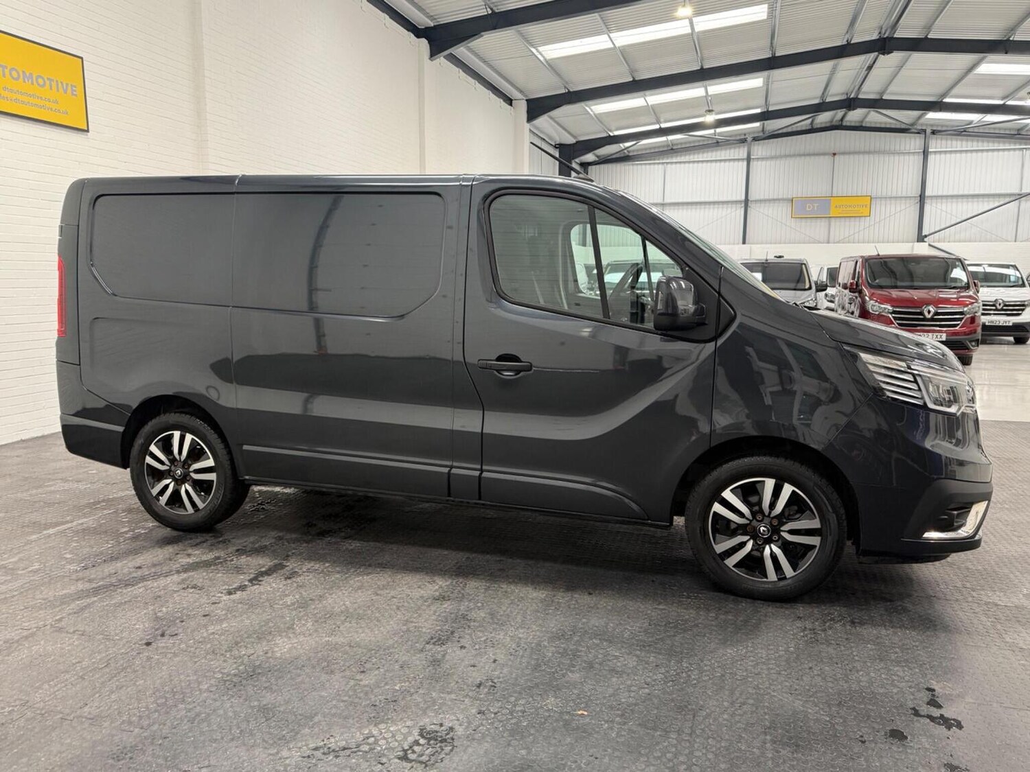 Used Renault Trafic 2022 for sale - 78102341: Photo 11
