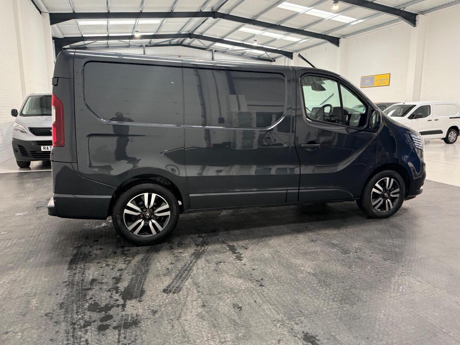 Used Renault Trafic 2022 for sale - 78102341: Photo 14