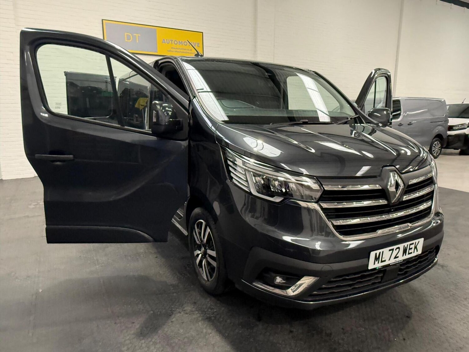 Used Renault Trafic 2022 for sale - 78102341: Photo 43