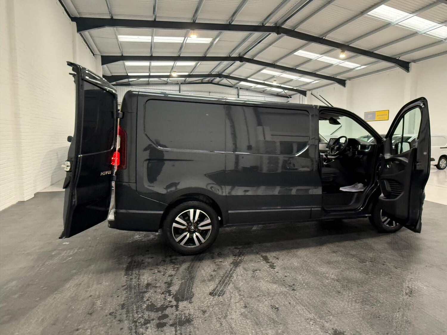 Used Renault Trafic 2022 for sale - 78102341: Photo 70