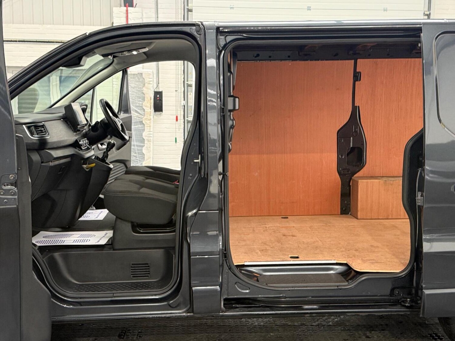 Used Renault Trafic 2022 for sale - 78102341: Photo 87