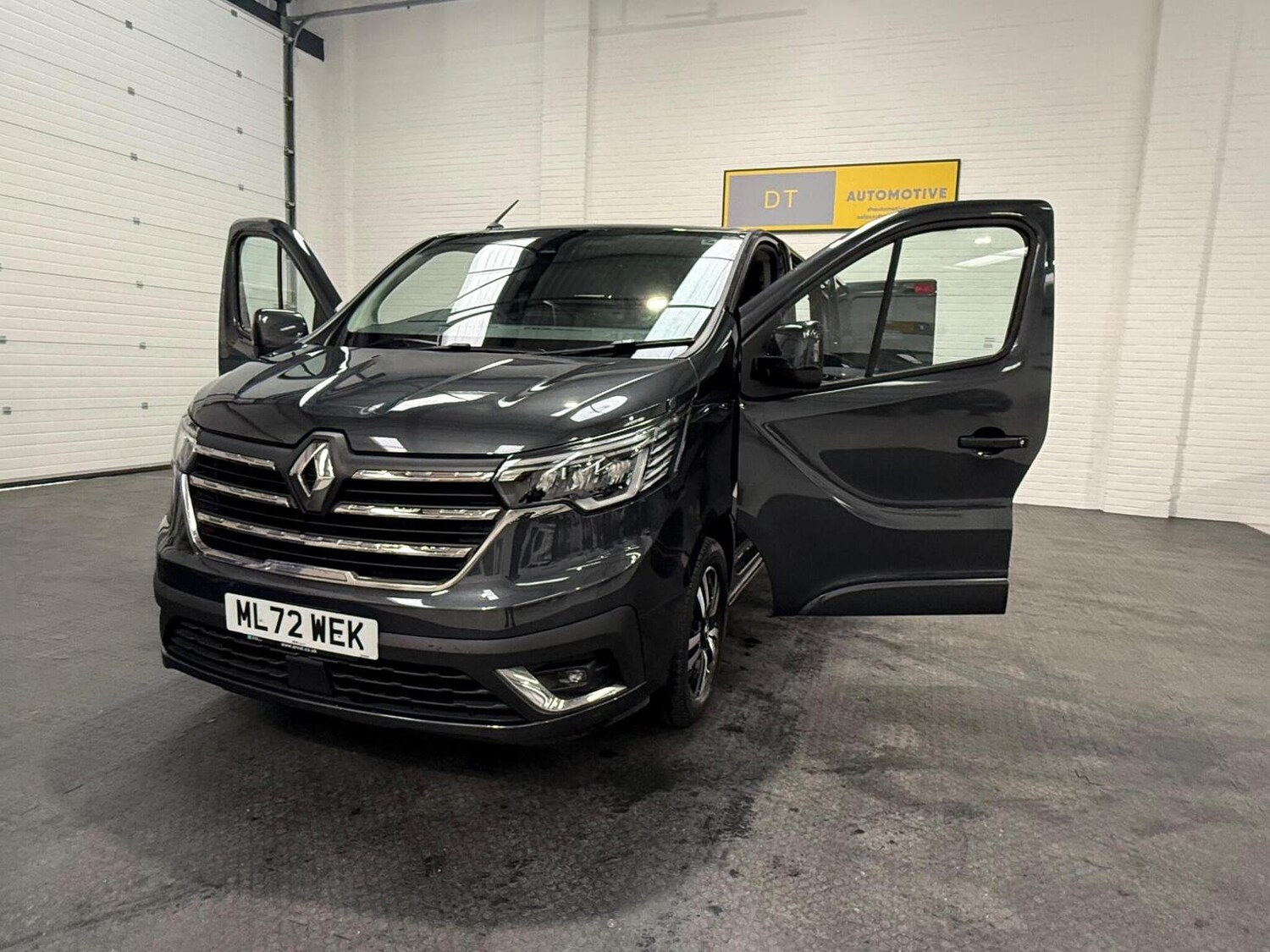 Used Renault Trafic 2022 for sale - 78102341: Photo 98