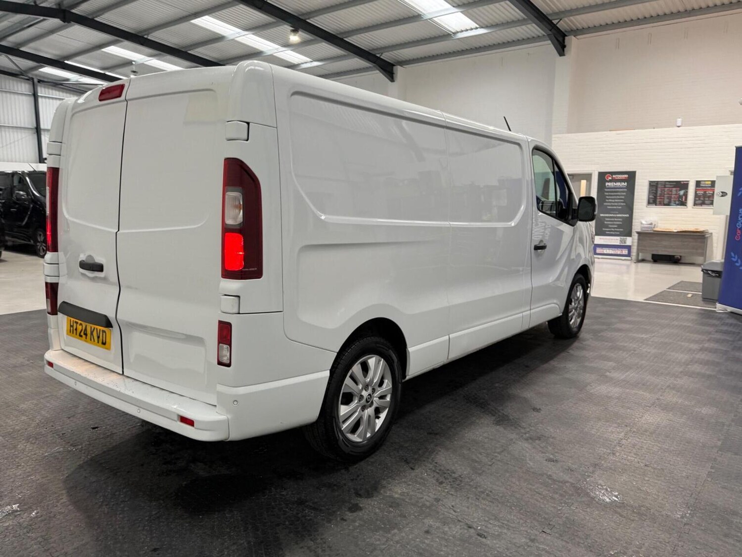 Used Renault Trafic 2024 for sale - 78102336: Photo 15