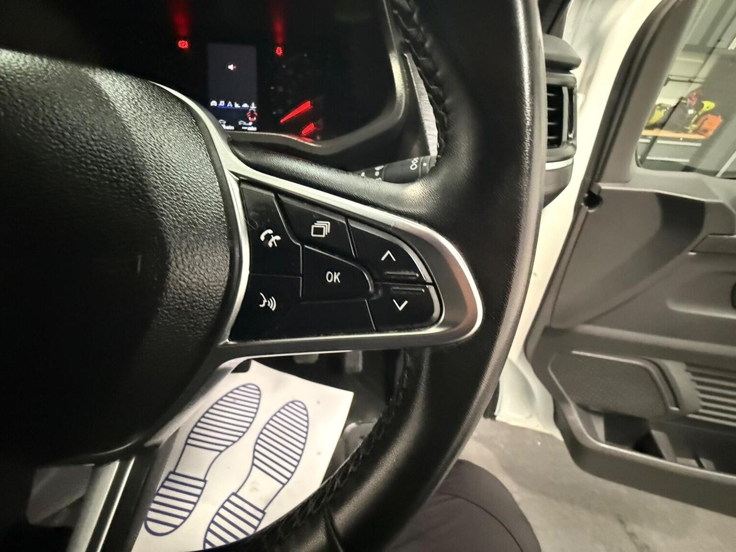 Used Renault Trafic 2024 for sale - 78102336: Photo 46