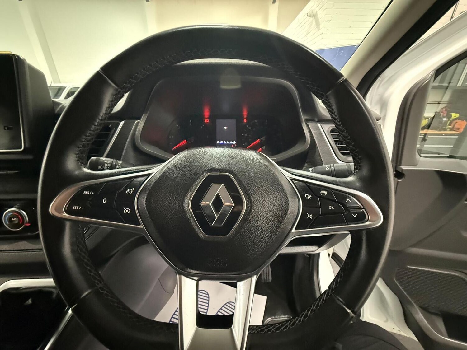 Used Renault Trafic 2024 for sale - 78102336: Photo 49