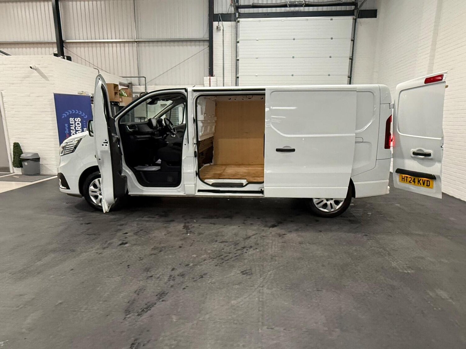 Used Renault Trafic 2024 for sale - 78102336: Photo 78