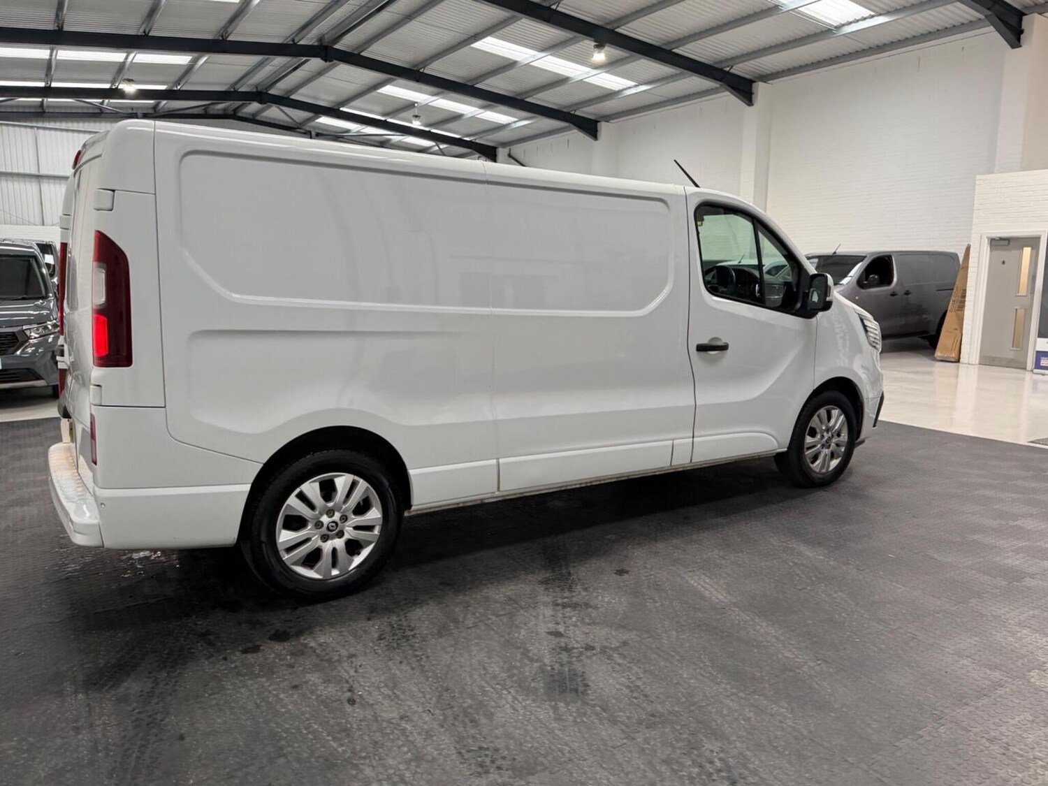 Used Renault Trafic 2024 for sale - 78102336: Photo 9