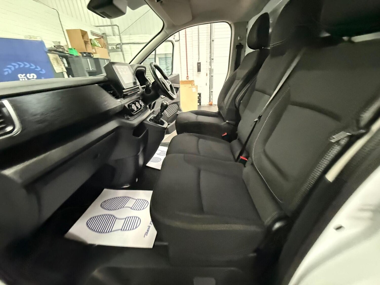 Used Renault Trafic 2024 for sale - 78102336: Photo 90