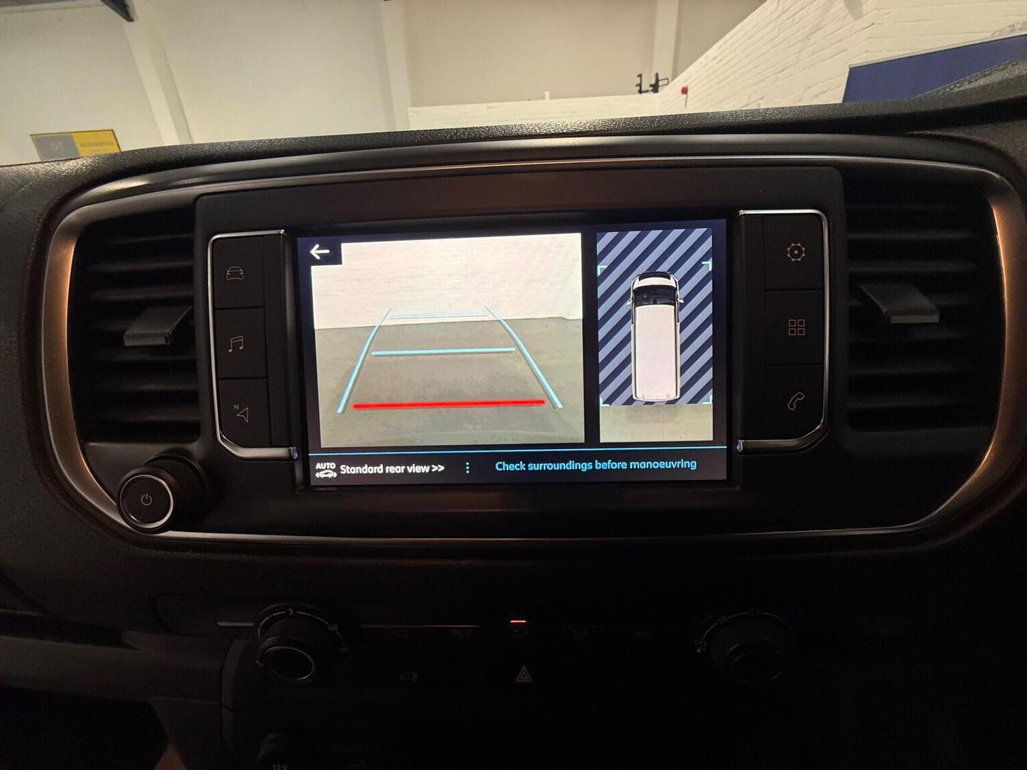 Used Peugeot Expert 2023 for sale - 78102325: Photo 46