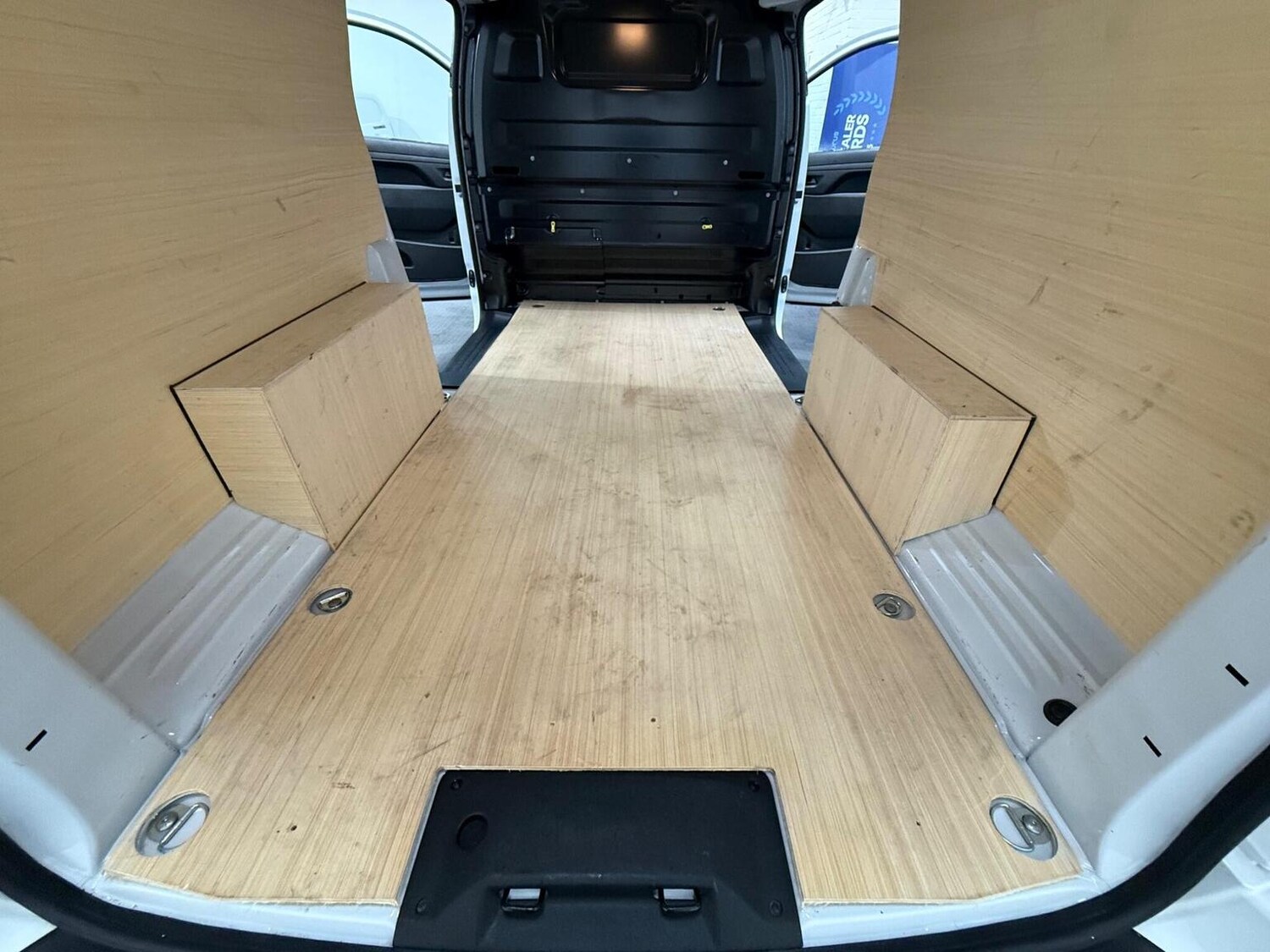 Used Peugeot Expert 2023 for sale - 78102325: Photo 59