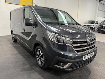Renault Trafic feature image