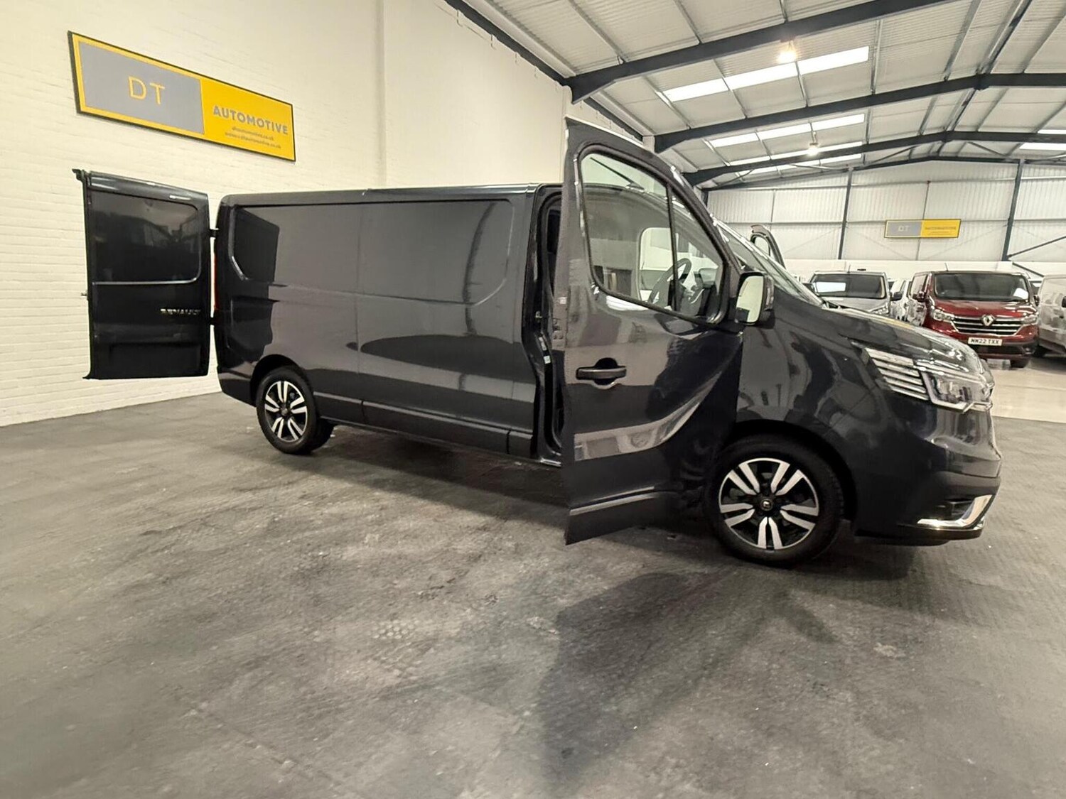 Used Renault Trafic 2023 for sale - 78102334: Photo 35