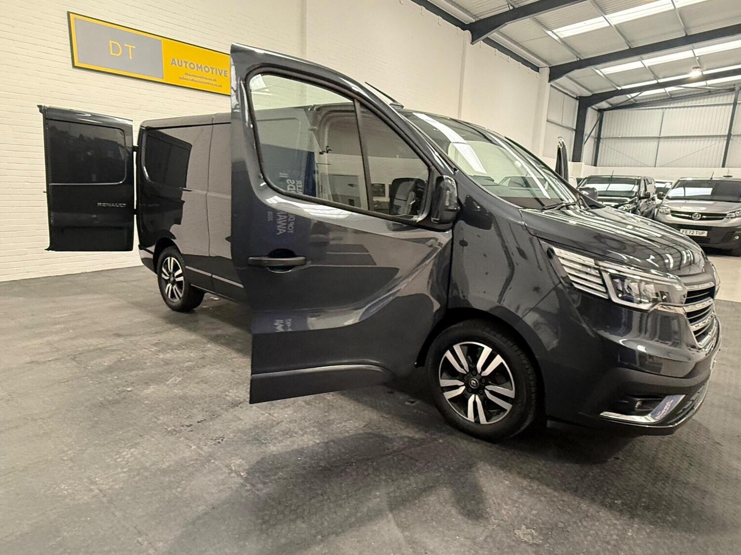 Used Renault Trafic 2023 for sale - 78102334: Photo 36