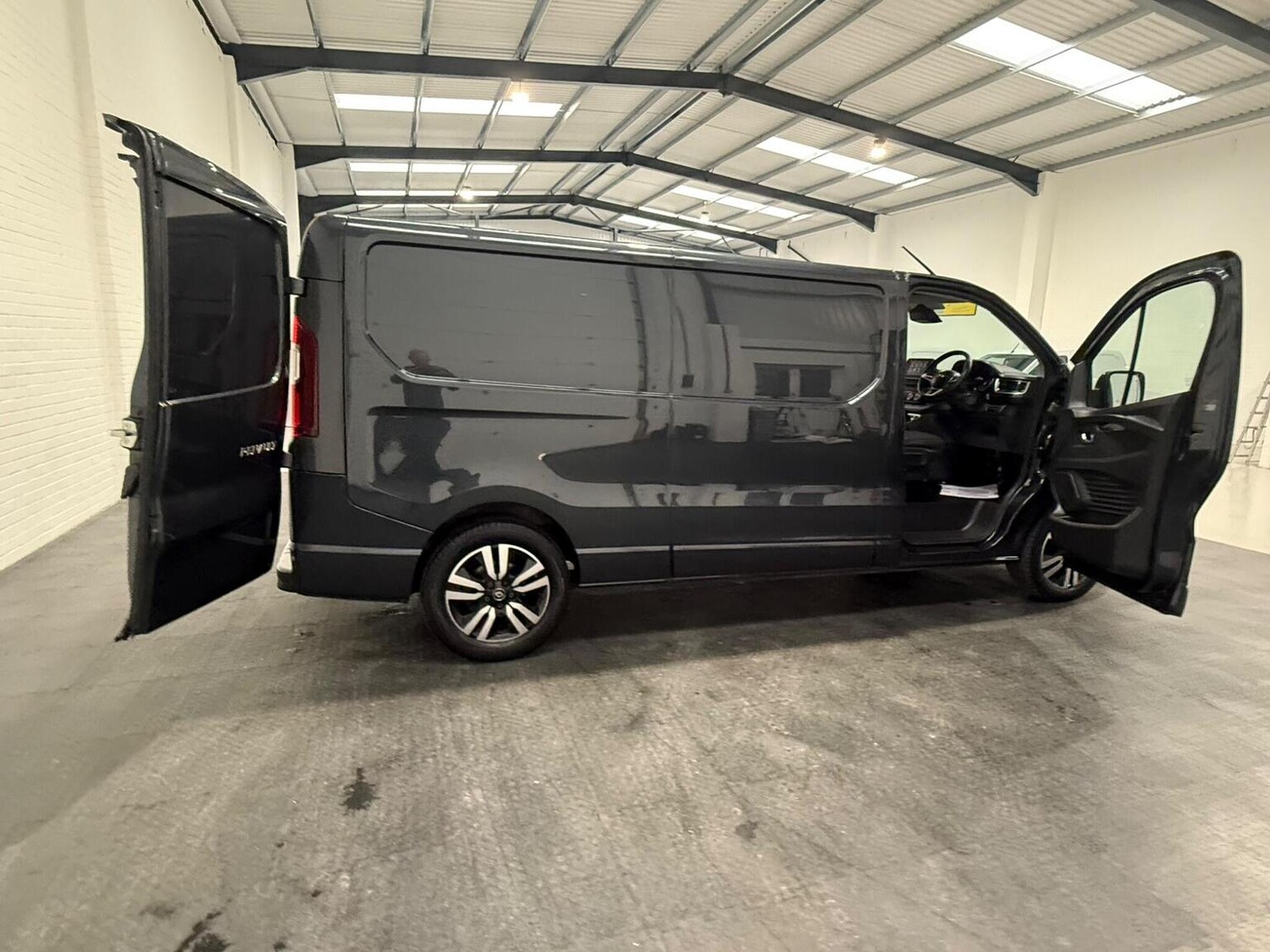 Used Renault Trafic 2023 for sale - 78102334: Photo 55