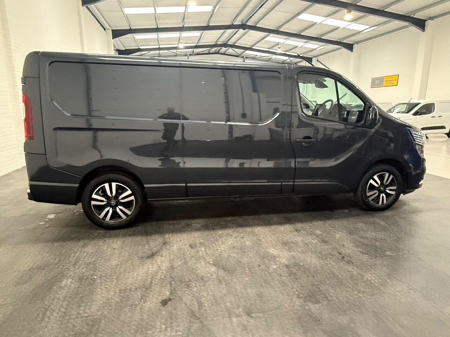 Used Renault Trafic 2023 for sale - 78102334: Photo 9