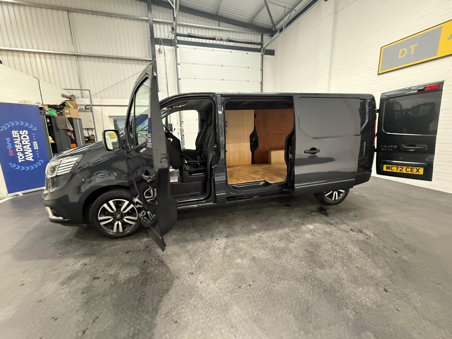 Used Renault Trafic 2023 for sale - 78102334: Photo 94