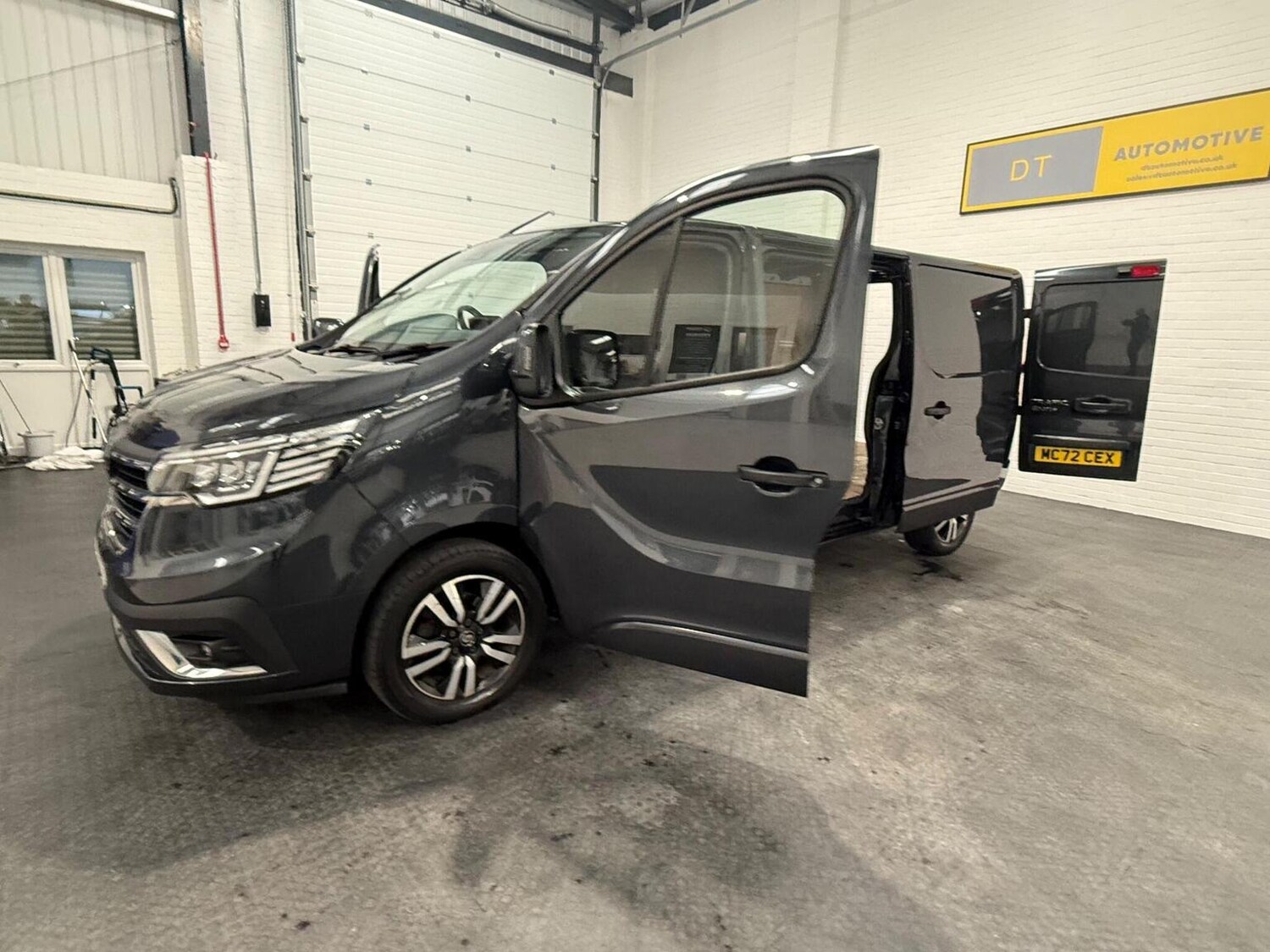 Used Renault Trafic 2023 for sale - 78102334: Photo 96