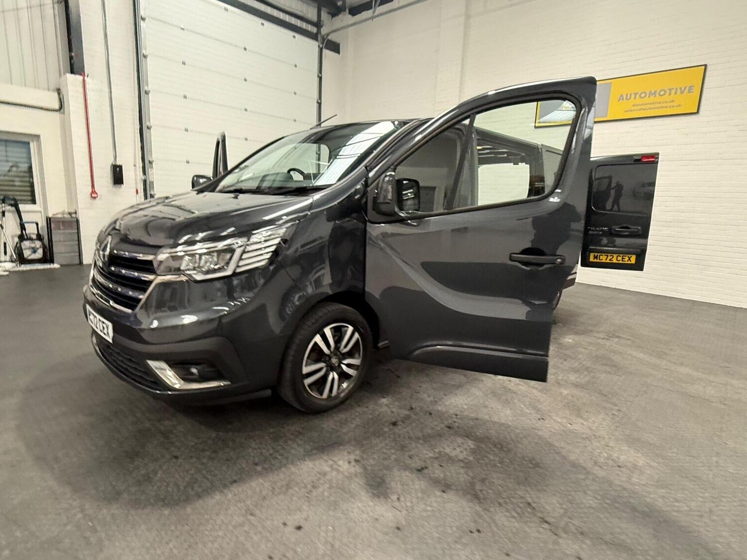 Used Renault Trafic 2023 for sale - 78102334: Photo 97