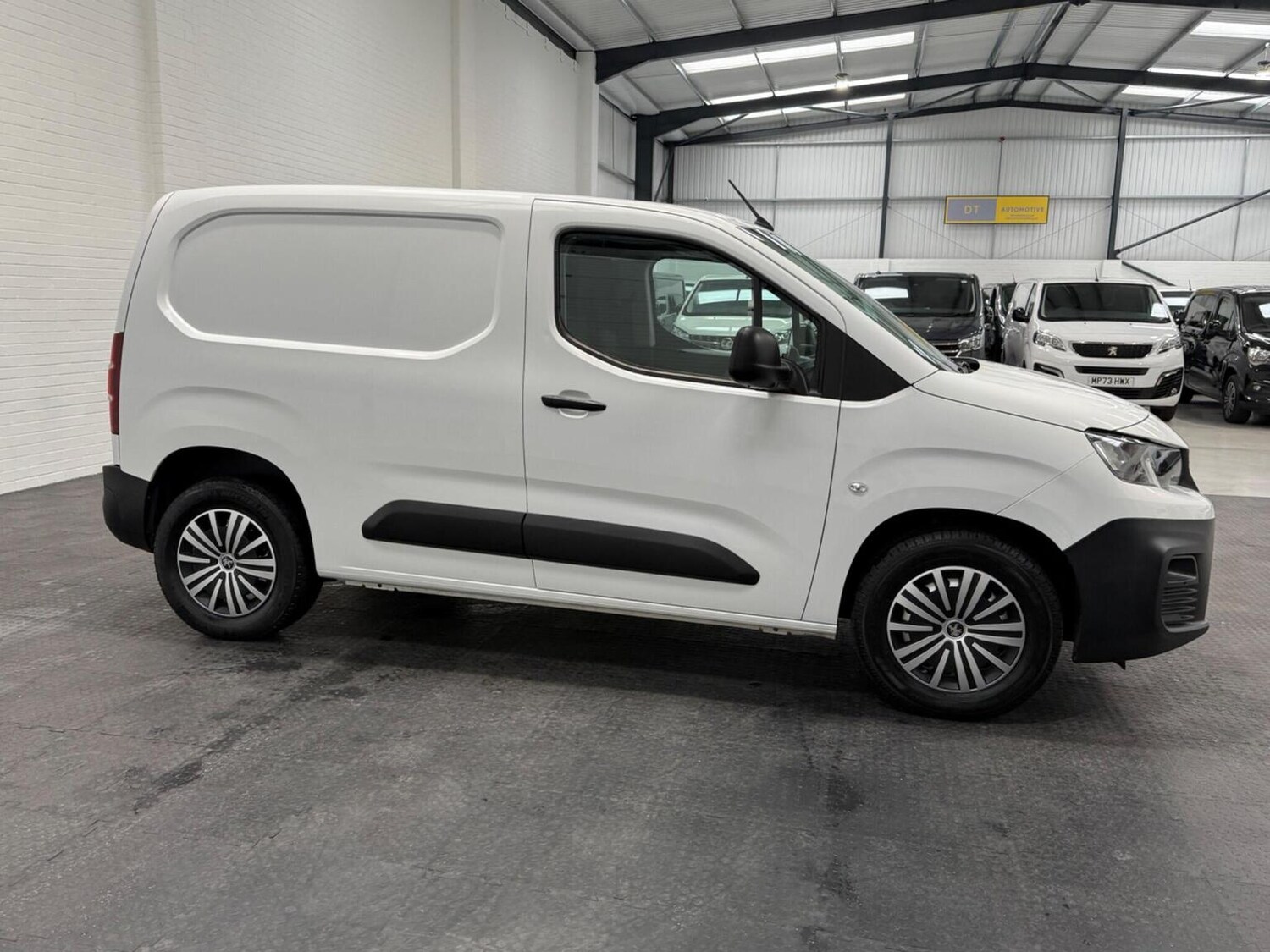 Used Peugeot Partner 2022 for sale - 78102324: Photo 10