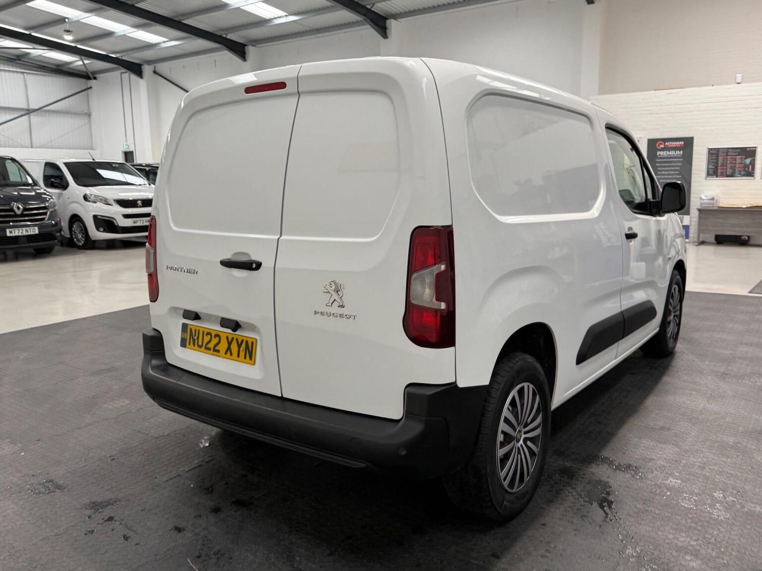 Used Peugeot Partner 2022 for sale - 78102324: Photo 11