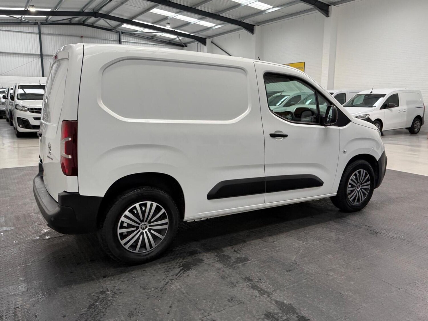 Used Peugeot Partner 2022 for sale - 78102324: Photo 14