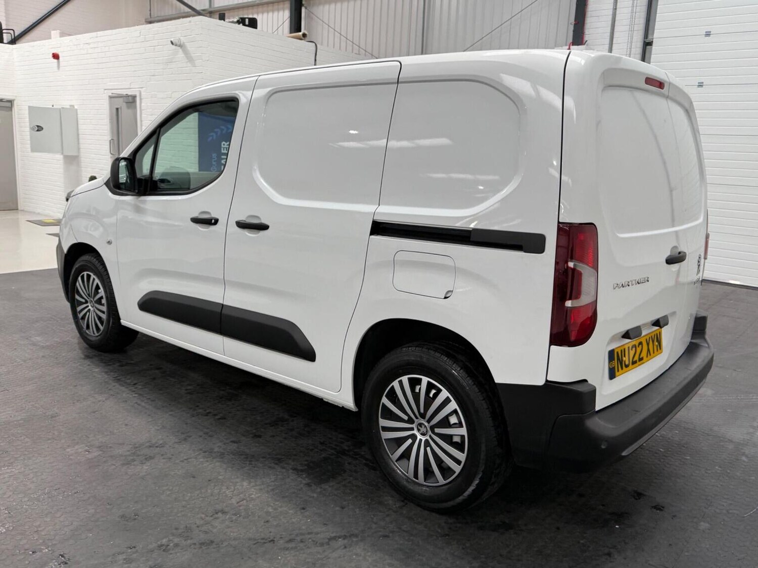 Used Peugeot Partner 2022 for sale - 78102324: Photo 21