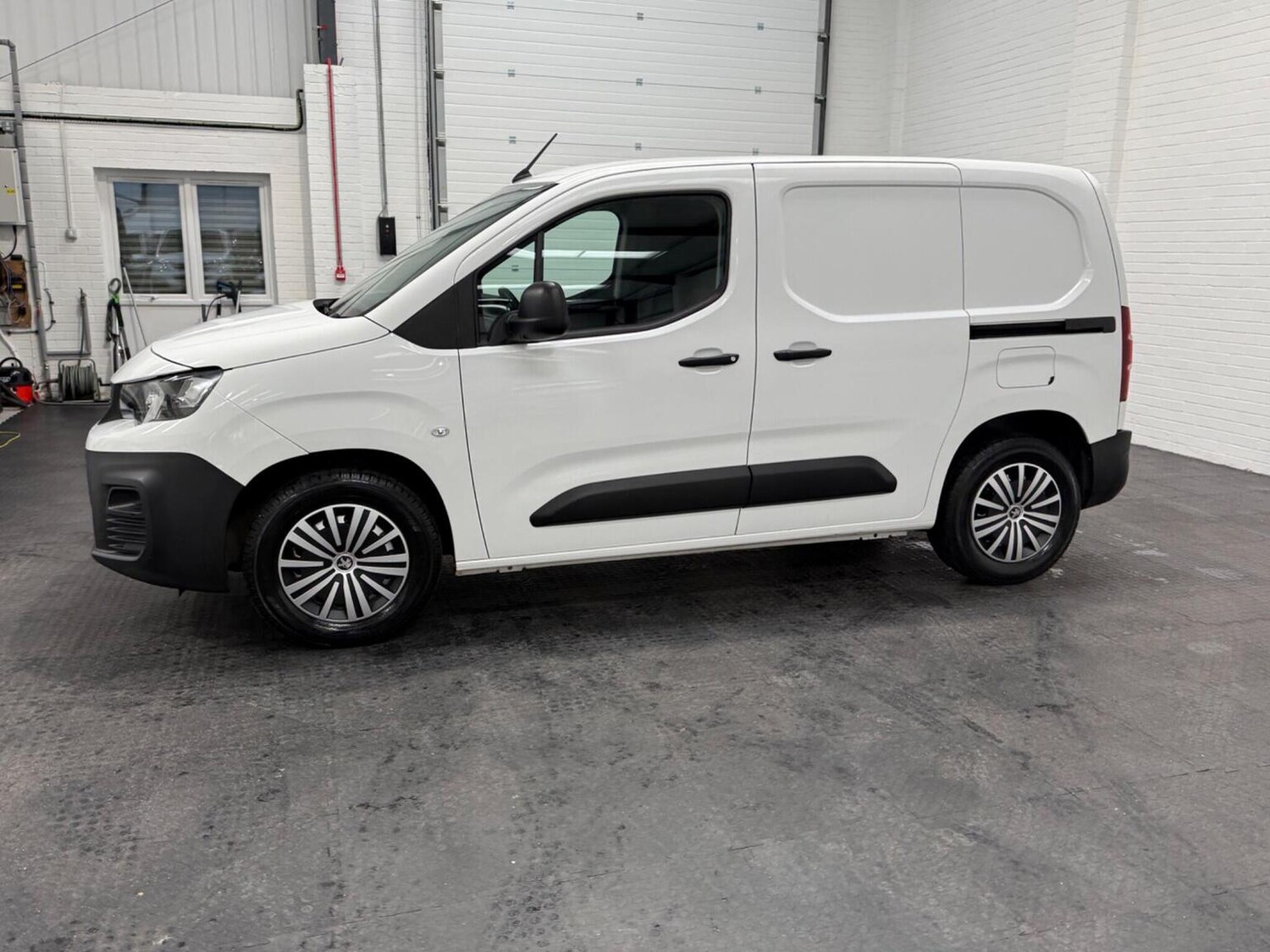 Used Peugeot Partner 2022 for sale - 78102324: Photo 24