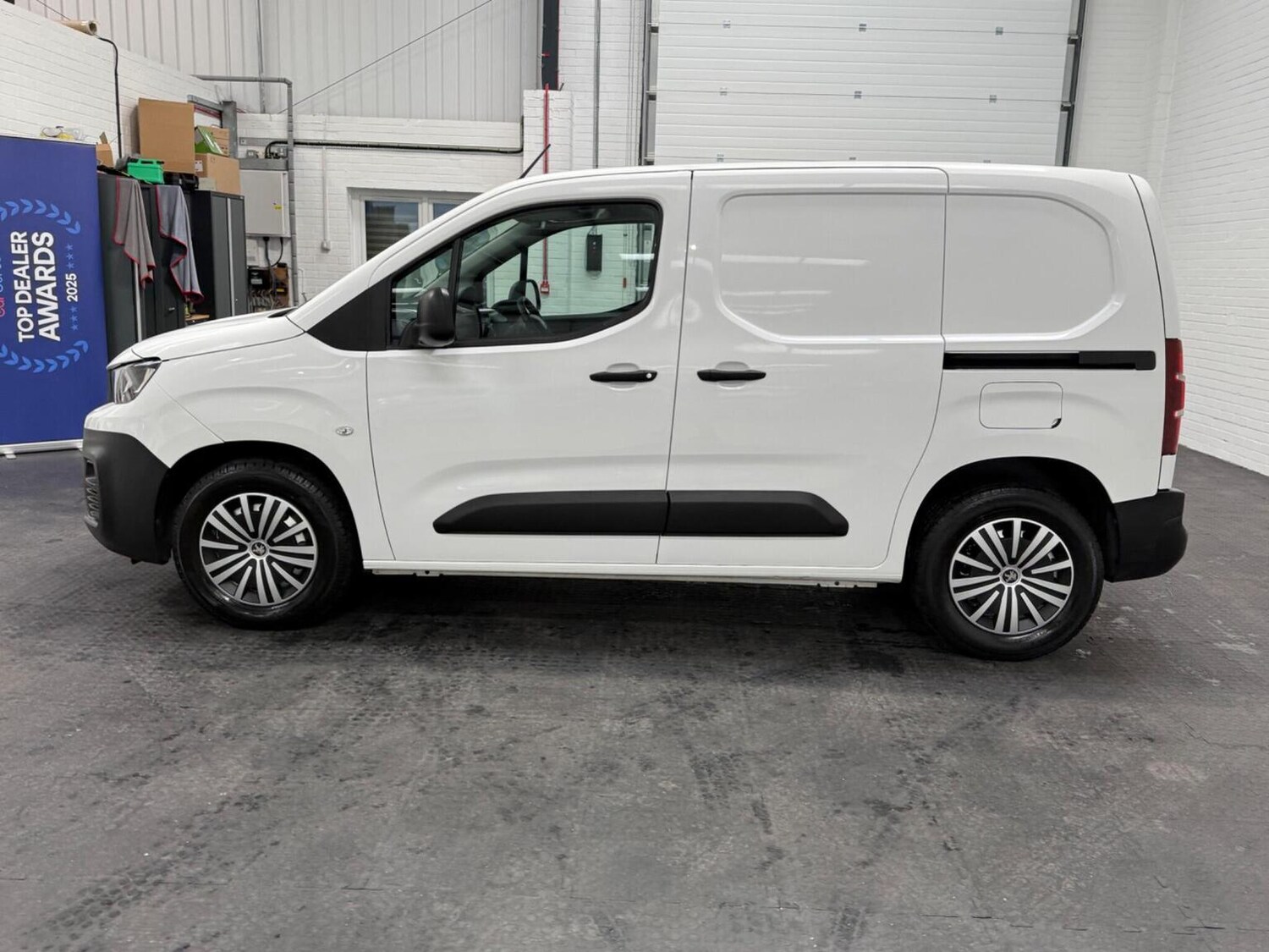 Used Peugeot Partner 2022 for sale - 78102324: Photo 25