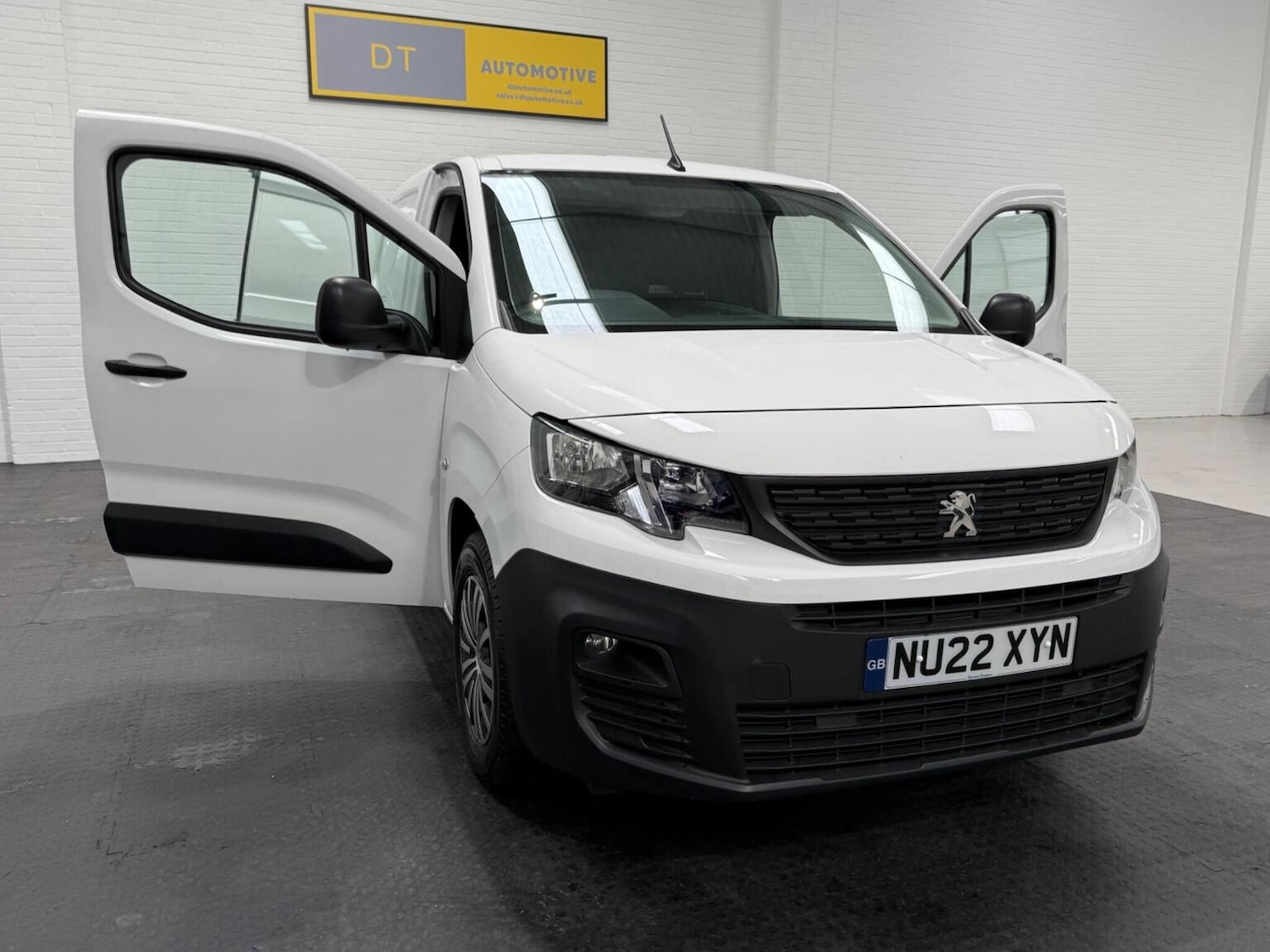 Used Peugeot Partner 2022 for sale - 78102324: Photo 31