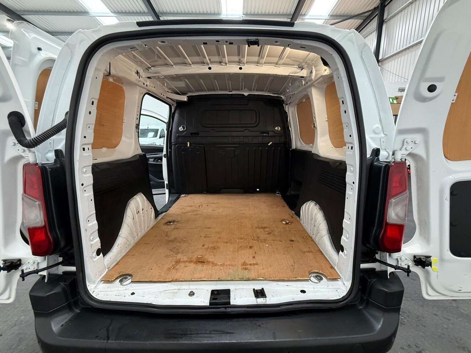 Used Peugeot Partner 2022 for sale - 78102324: Photo 65