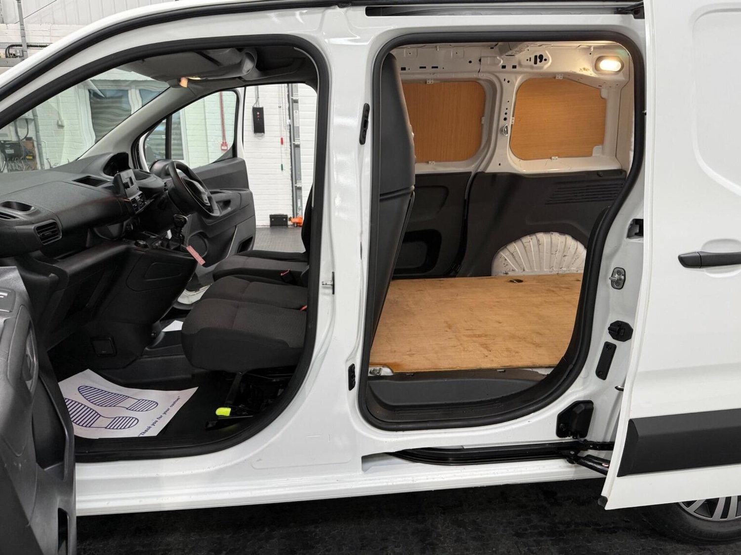 Used Peugeot Partner 2022 for sale - 78102324: Photo 74