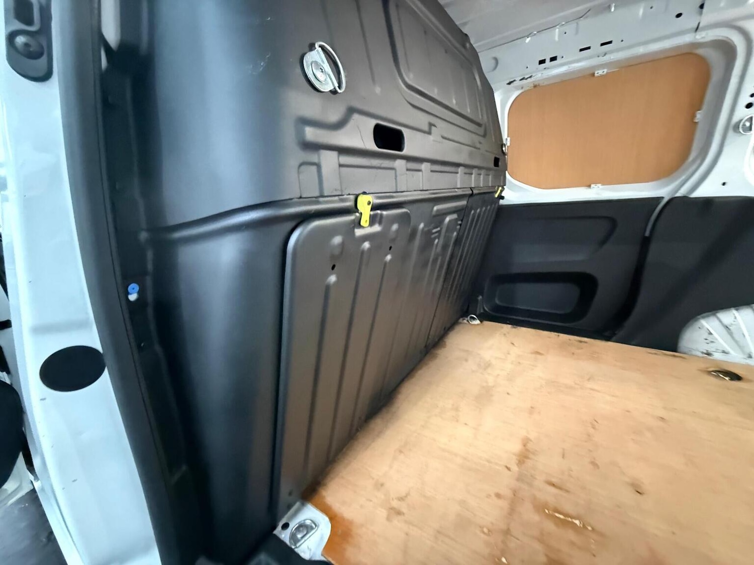 Used Peugeot Partner 2022 for sale - 78102324: Photo 79