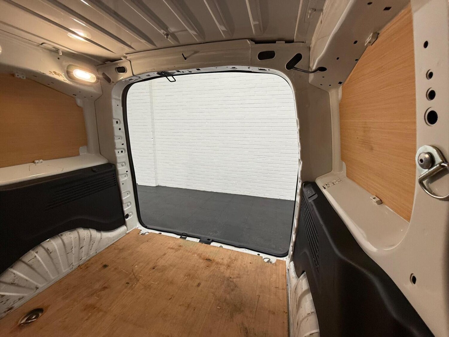 Used Peugeot Partner 2022 for sale - 78102324: Photo 80