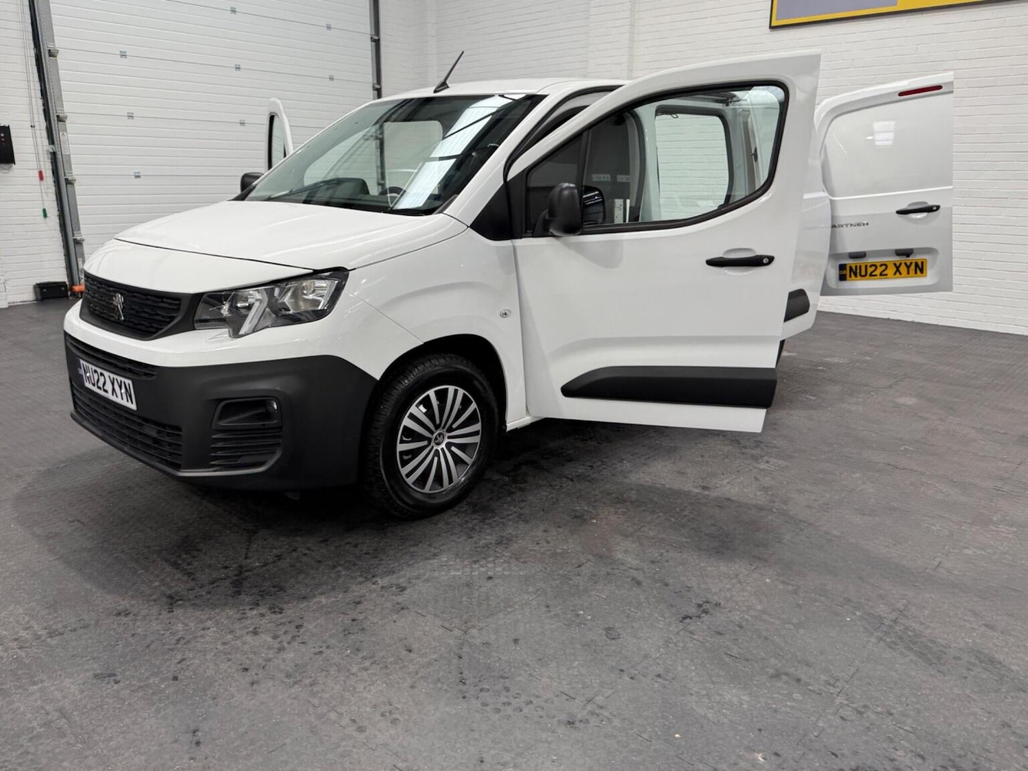 Used Peugeot Partner 2022 for sale - 78102324: Photo 87