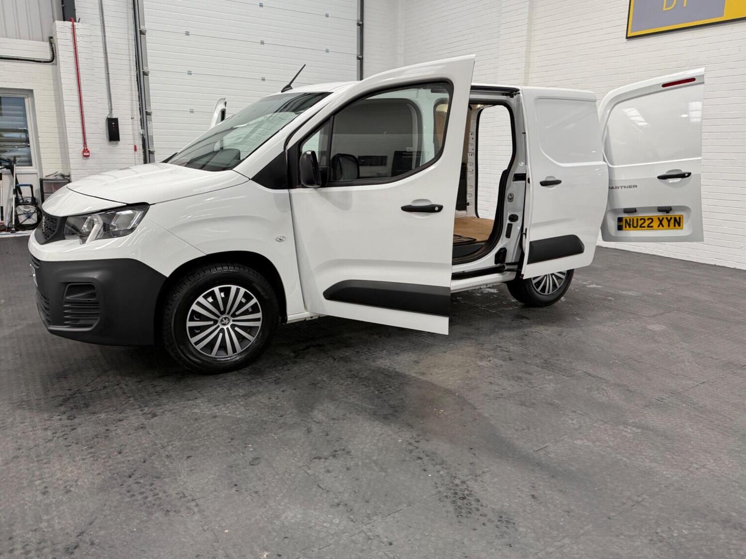 Used Peugeot Partner 2022 for sale - 78102324: Photo 89