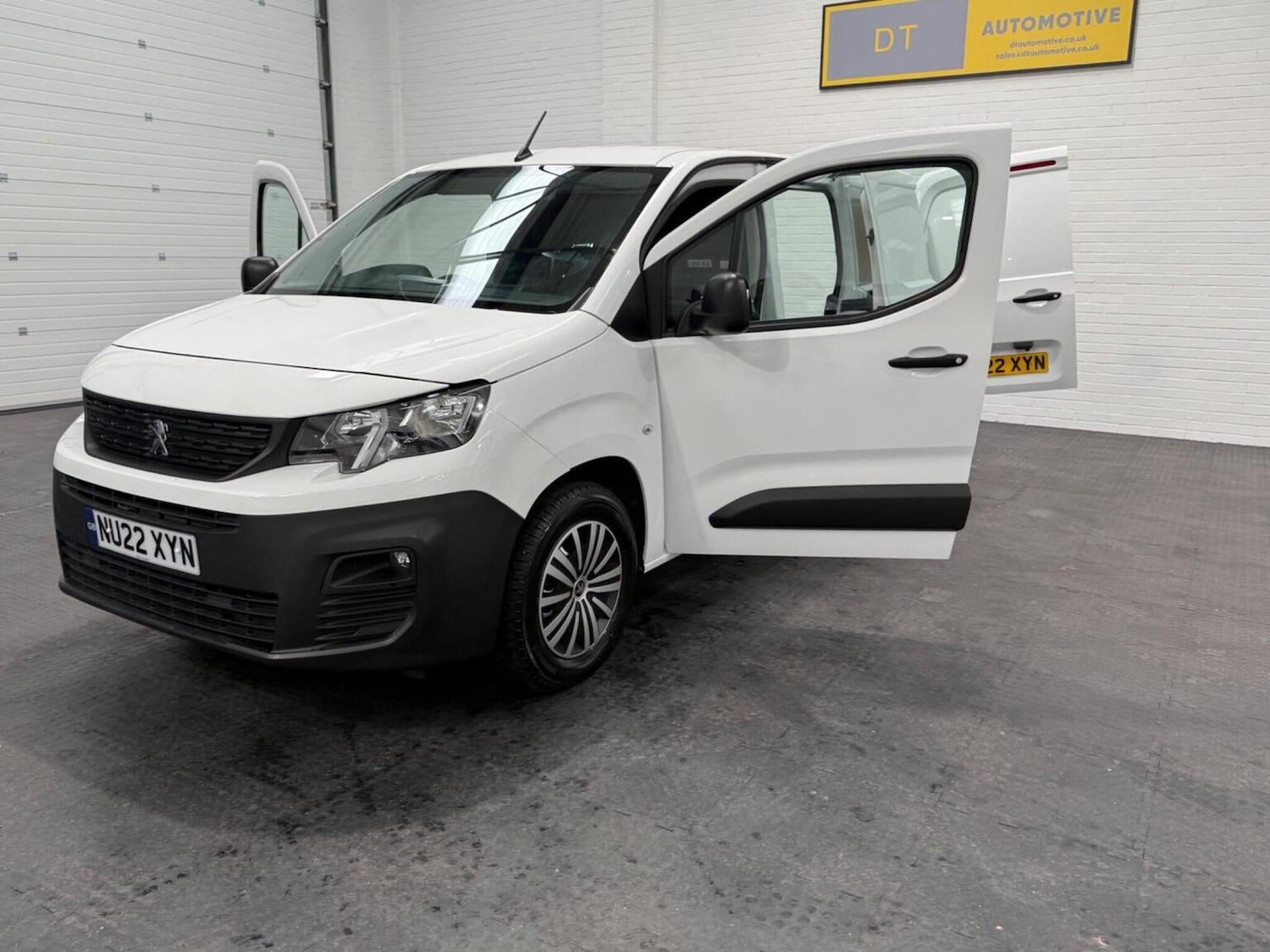 Used Peugeot Partner 2022 for sale - 78102324: Photo 92