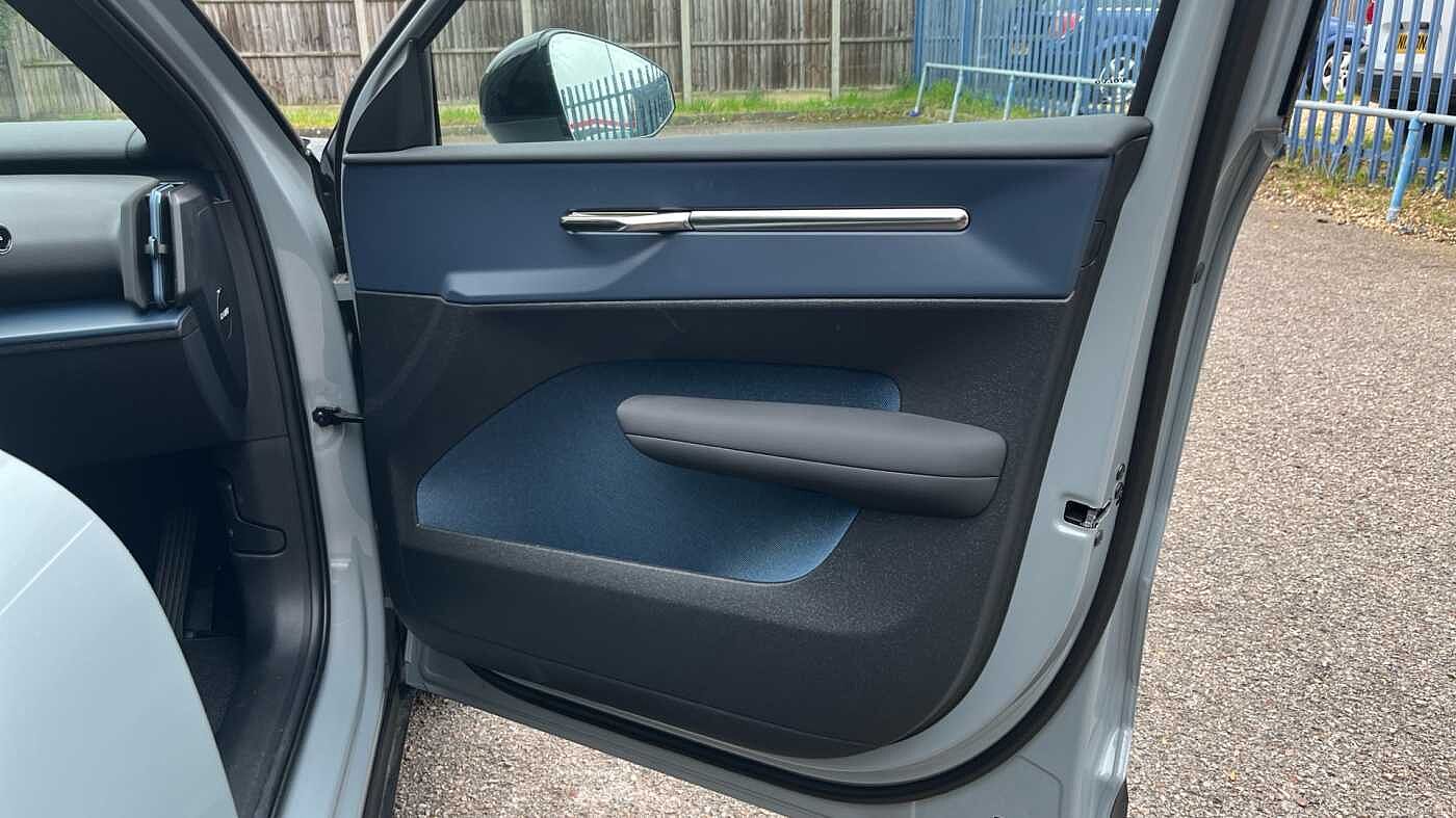 Used Volvo EX30 2025 for sale - 78035870: Photo 25