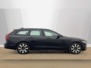 Used Volvo V90 2025 for sale - 78035872: Photo