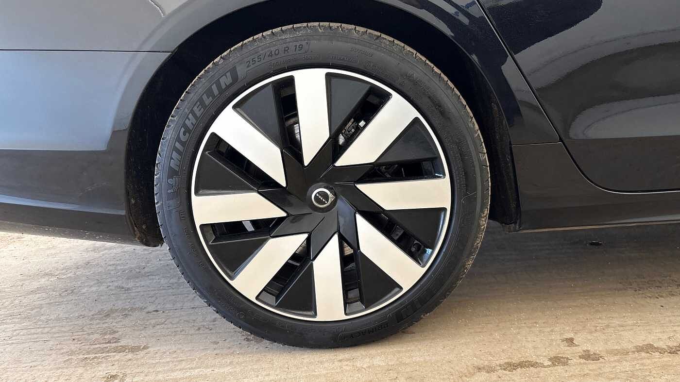 Used Volvo V90 2025 for sale - 78035872: Photo 4