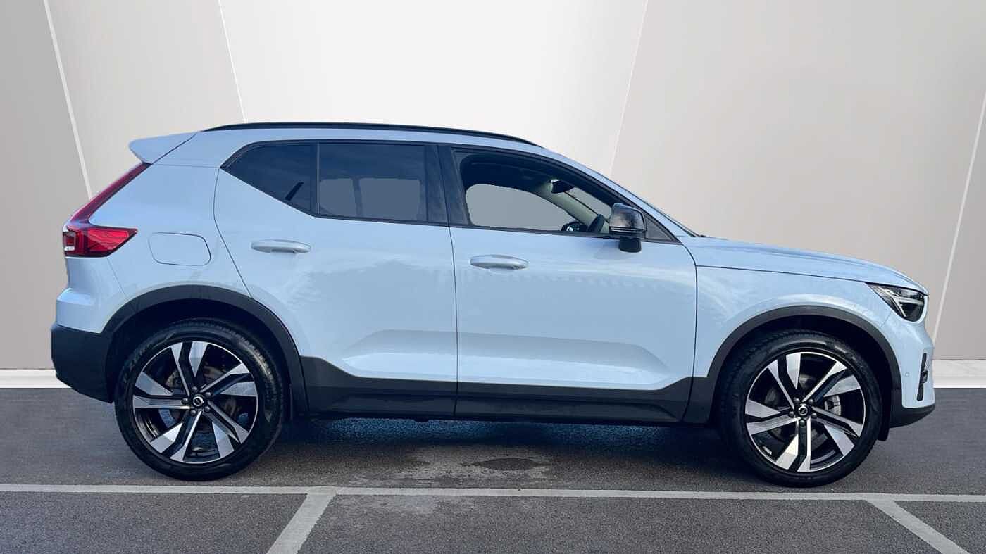 Used Volvo XC40 2025 for sale - 78035887: Photo 3